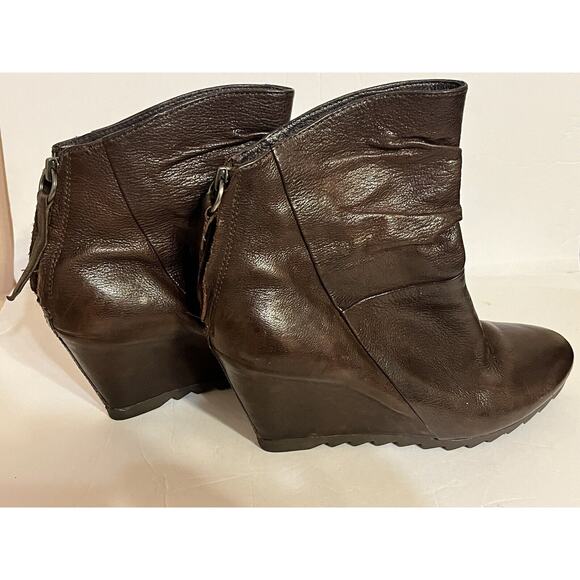 ASH •38/ US 7.5• Hidden Wedge Ankle Boots Rear Zip Brown Leather - Picture 3 of 6